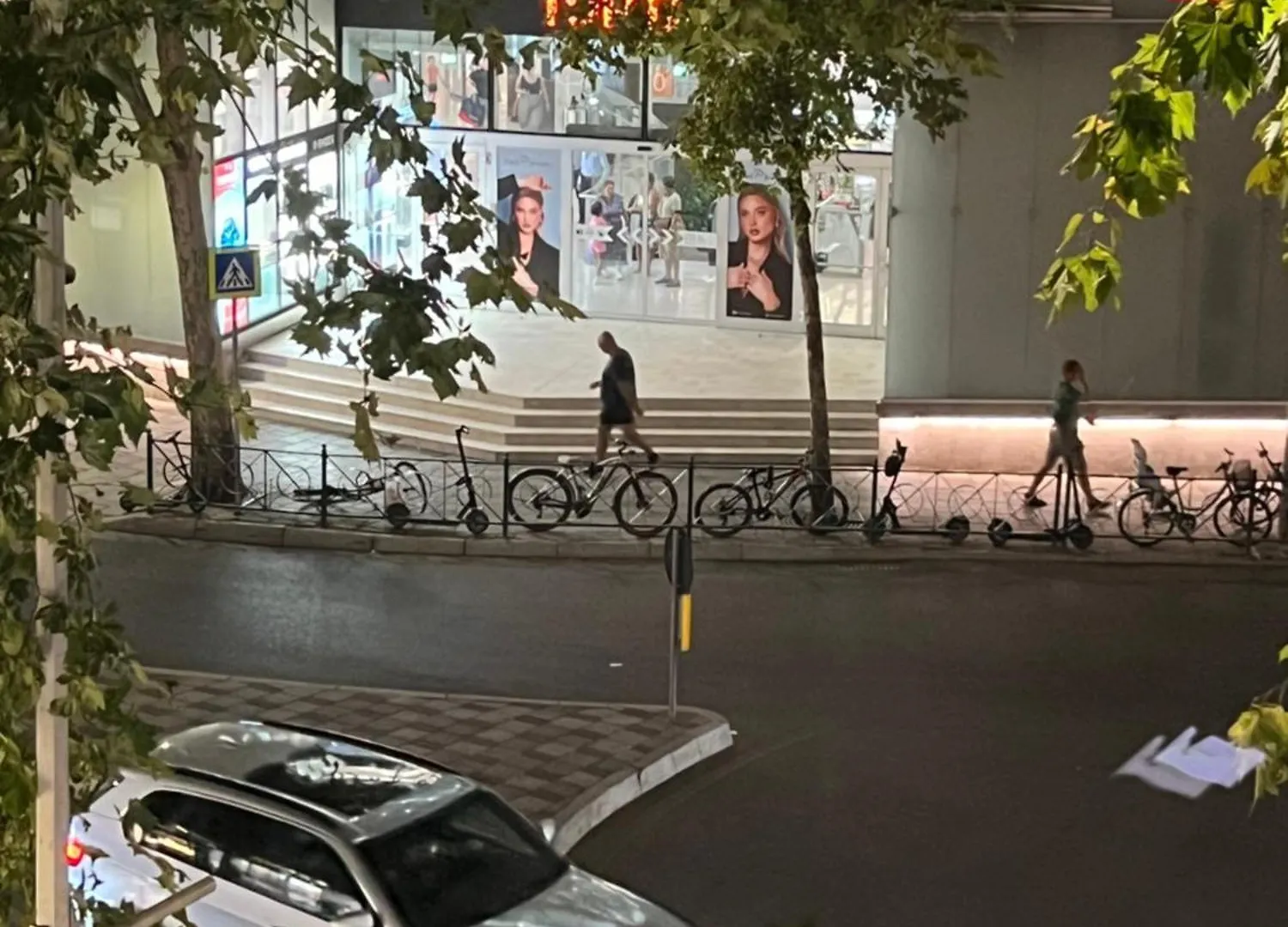 Aparthotel Govi Apartment Al Pieno Centro Di Tirana