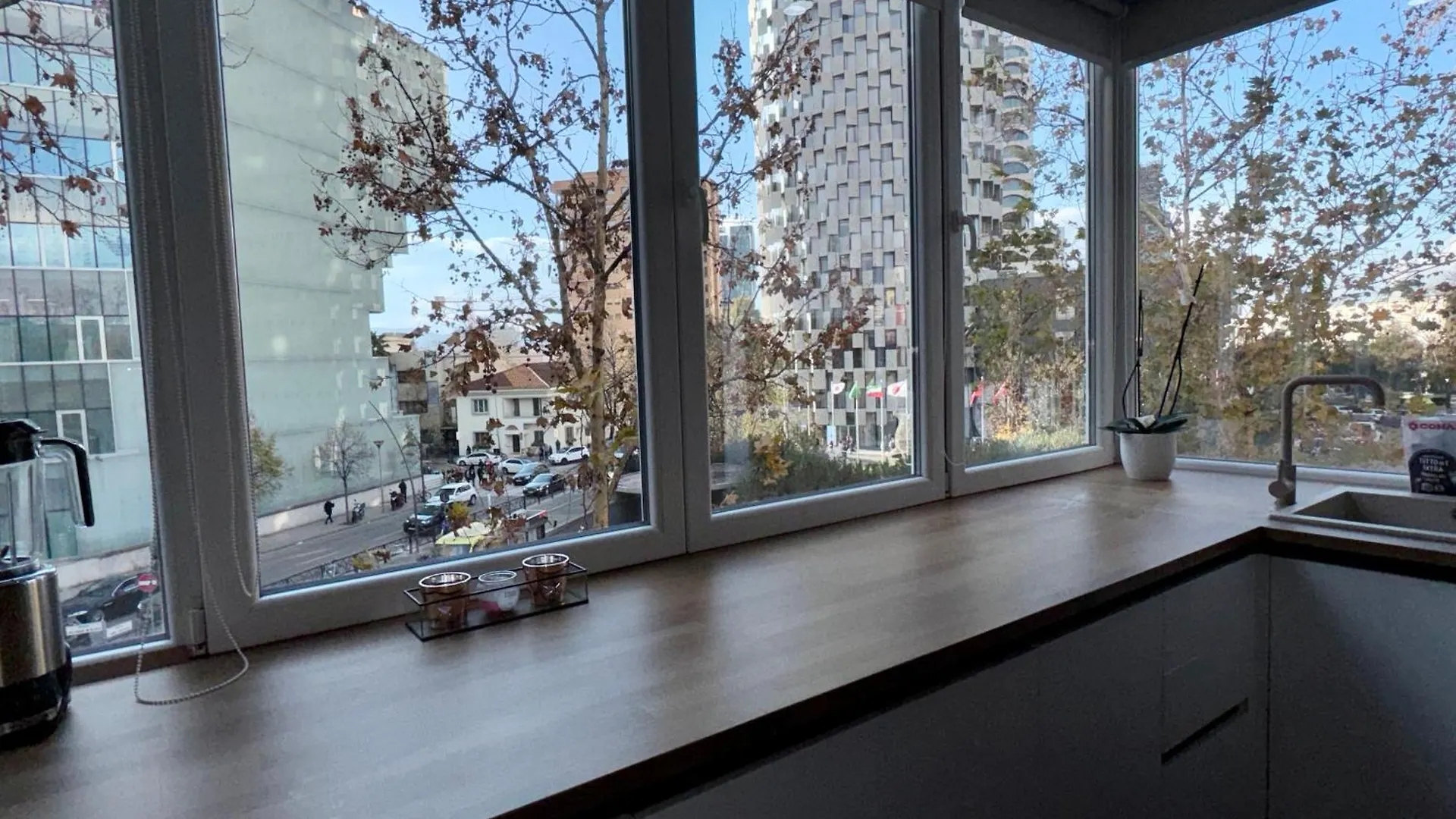 Aparthotel Govi Apartment Al Pieno Centro Di Tirana