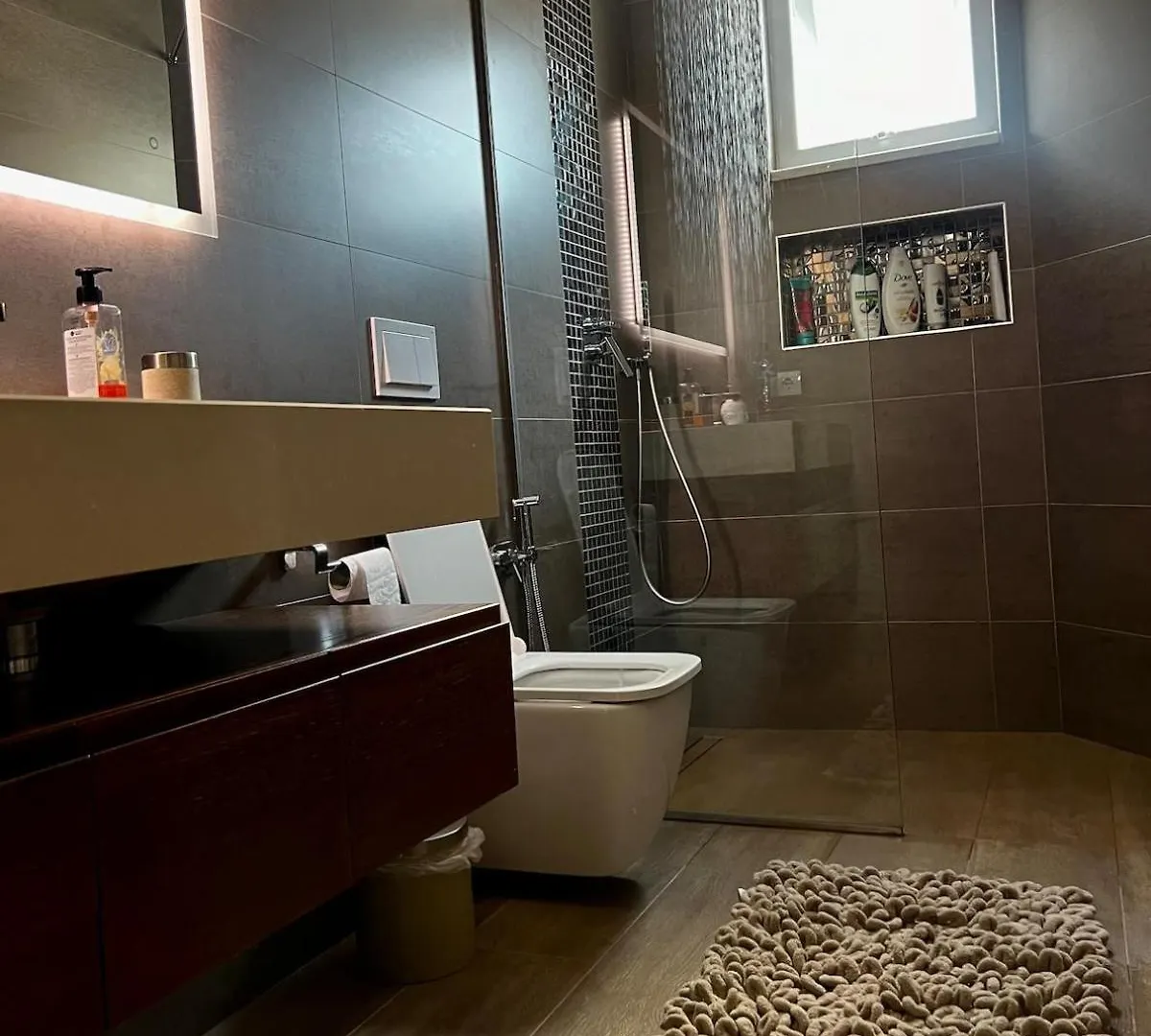 Govi Apartment Al Pieno Centro Di Tirana Aparthotel